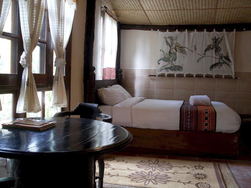 ธารทอง ลอดจ์ Tharnthong Lodge Meon Kültér fotó