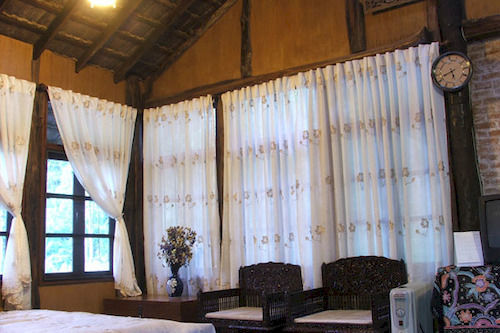 ธารทอง ลอดจ์ Tharnthong Lodge Meon Kültér fotó