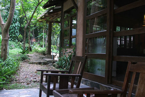 ธารทอง ลอดจ์ Tharnthong Lodge Meon Kültér fotó