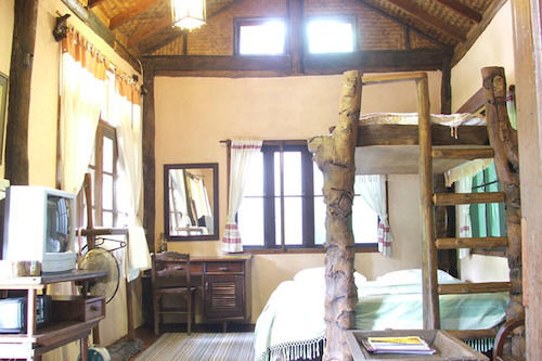 ธารทอง ลอดจ์ Tharnthong Lodge Meon Kültér fotó