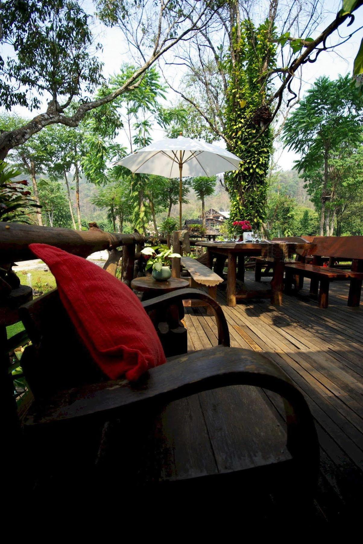 ธารทอง ลอดจ์ Tharnthong Lodge Meon Kültér fotó